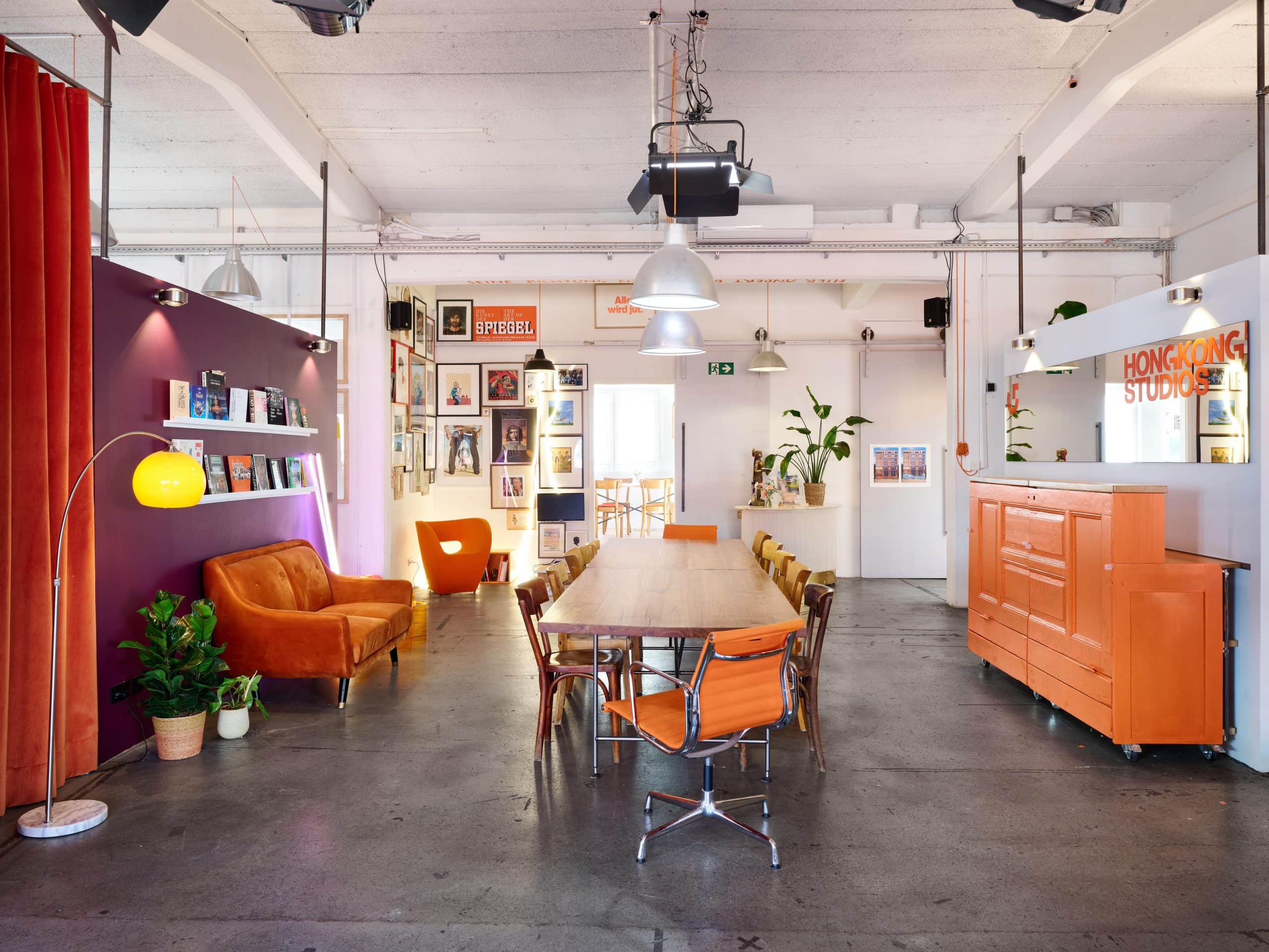 „Foyer“ und „Lobby“