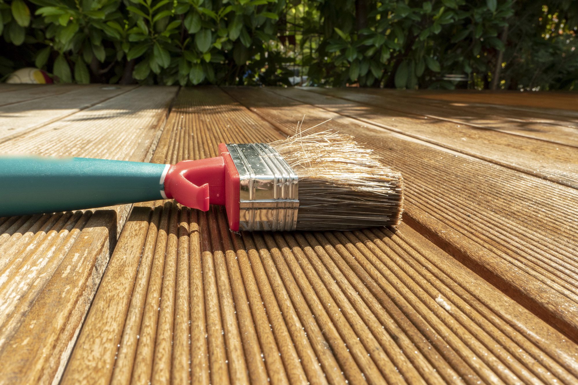 Holzschutz im Klartext: So bleibt Ihr Holz lange schön holzschutz-terrasse