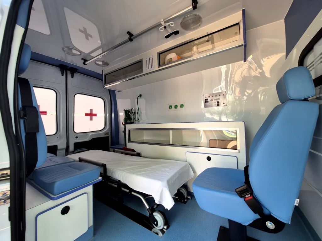 Cirurgias oftalmológicas em Castilho: 58 procedimentos mensais e 3 novos veículos reforçam a Saúde