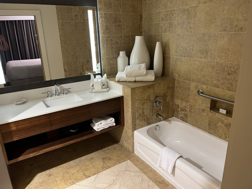 Practical Stayover: InterContinental At Doral Miami Unveiled 7 Premium Room - Bathroom- Intercontinental At Doral Miami
