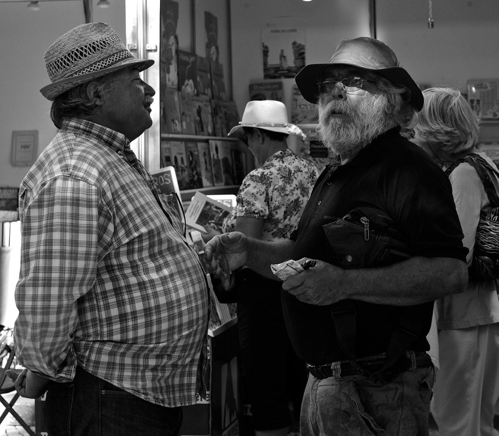 Comunicarse siempre es necesario.