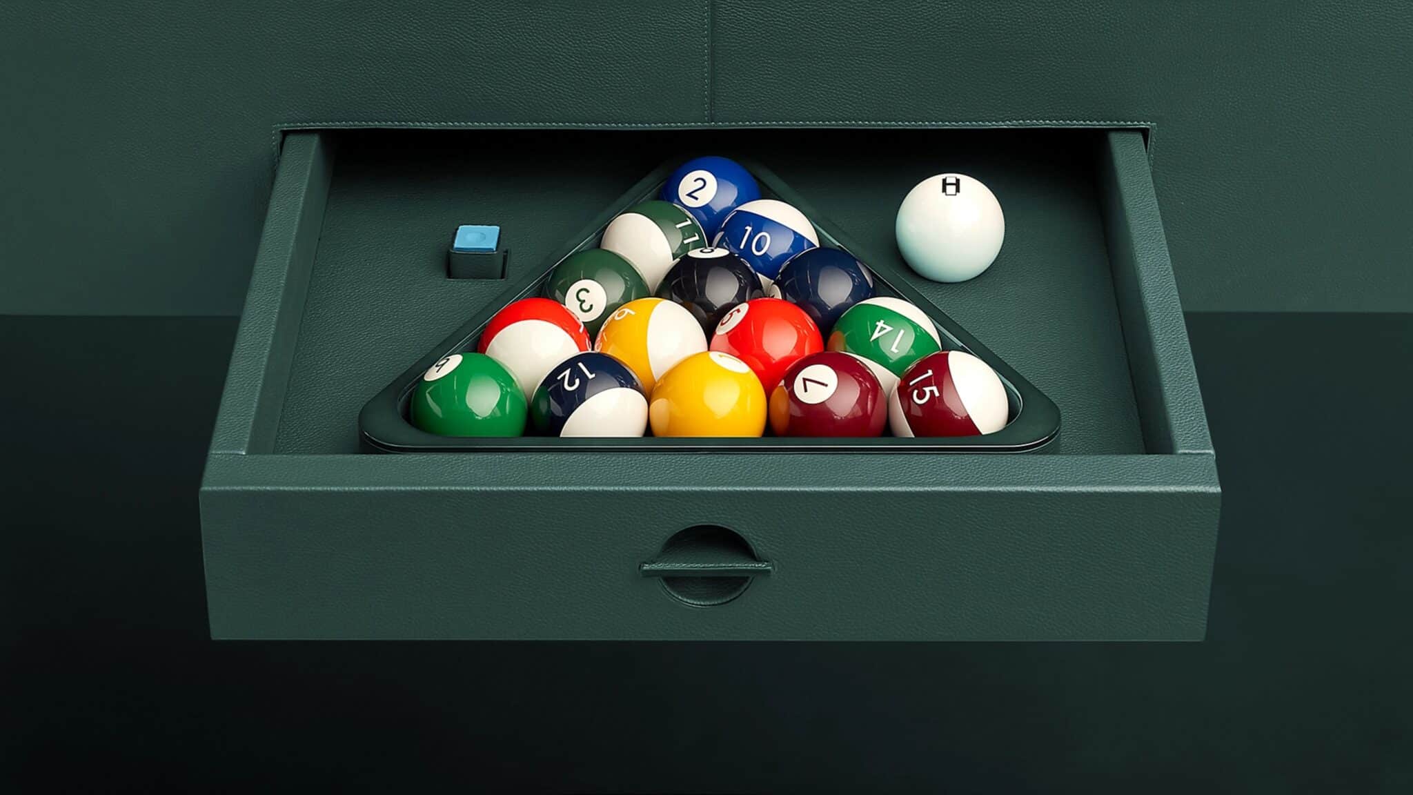 Hermes Off Piste 8 feet American pool table