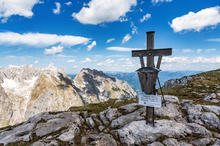 startseite-berchtesgaden-bergtouren Gipfelkreuz auf dem Schneibstein