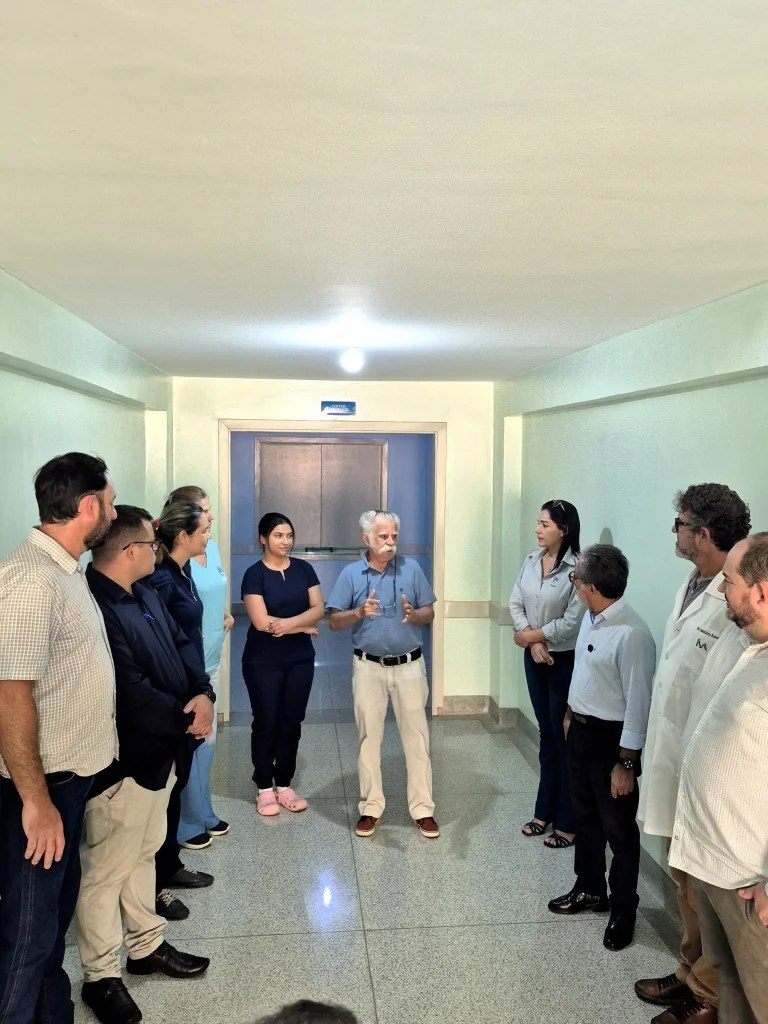 Cirurgias oftalmológicas em Castilho: 58 procedimentos mensais e 3 novos veículos reforçam a Saúde