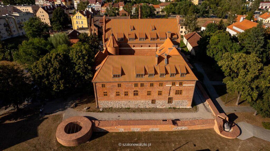 zamki gotyckie na Warmii i Mazurach