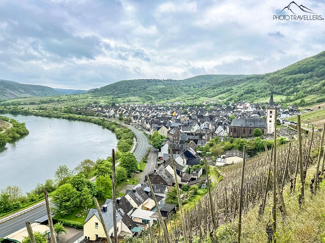 Die Moselschleife Bremm