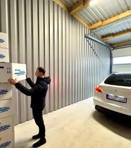 Lager innen kartons 28m2 HeyLager Selfstorage_