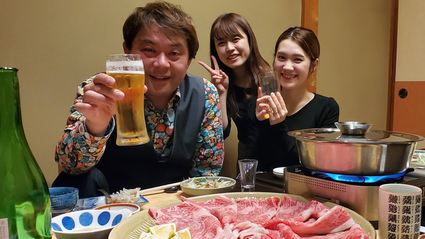 あすなろ小児歯科医院で平日夕方開催している「あすなろ魔法学校」は今年最終日!シアタースタッフの皆さん、そしてピアニストの飯野さんと更に楽しい時間をつくって行きます!来年もご期待下さい! 2 20211106 203232 - 出張マジックショー