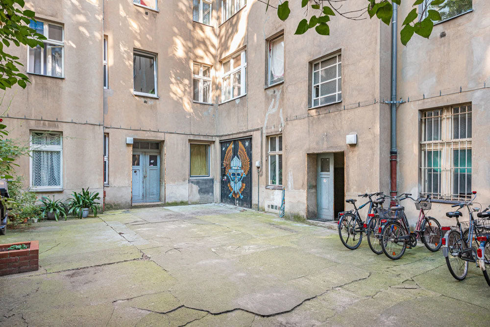 Schiller 8-Innenhof