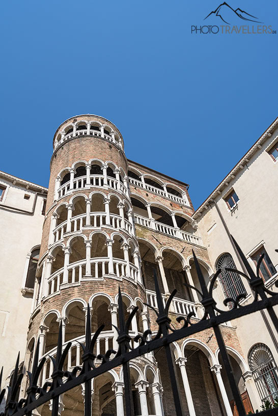 Der Turm des Palazzo Contarini del Bovolo in Venedig