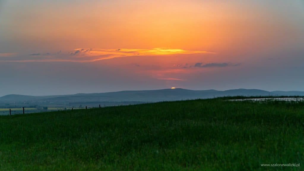 zachód słońca ze wzgórze św. Teresy w Tarcal