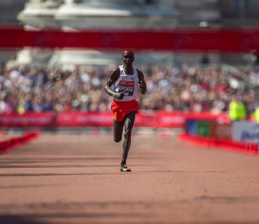 Can anyone see the world record from here? | A column by Len Johnson