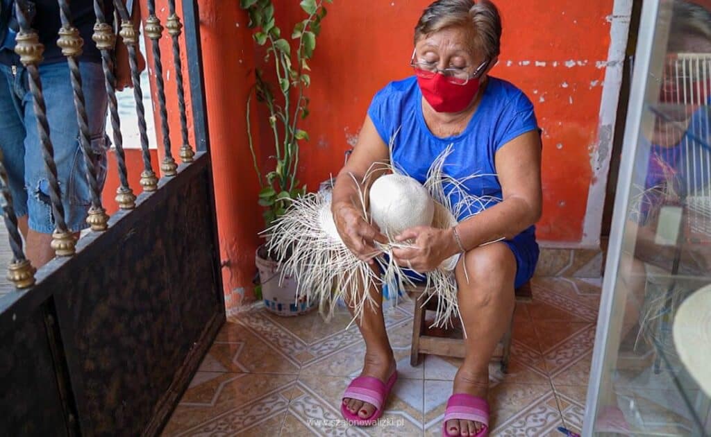 wytwórnia kapeluszy w becal