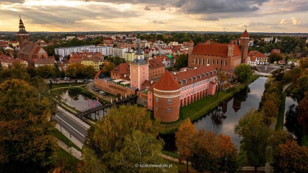 zamki gotyckie na Warmii i Mazurach