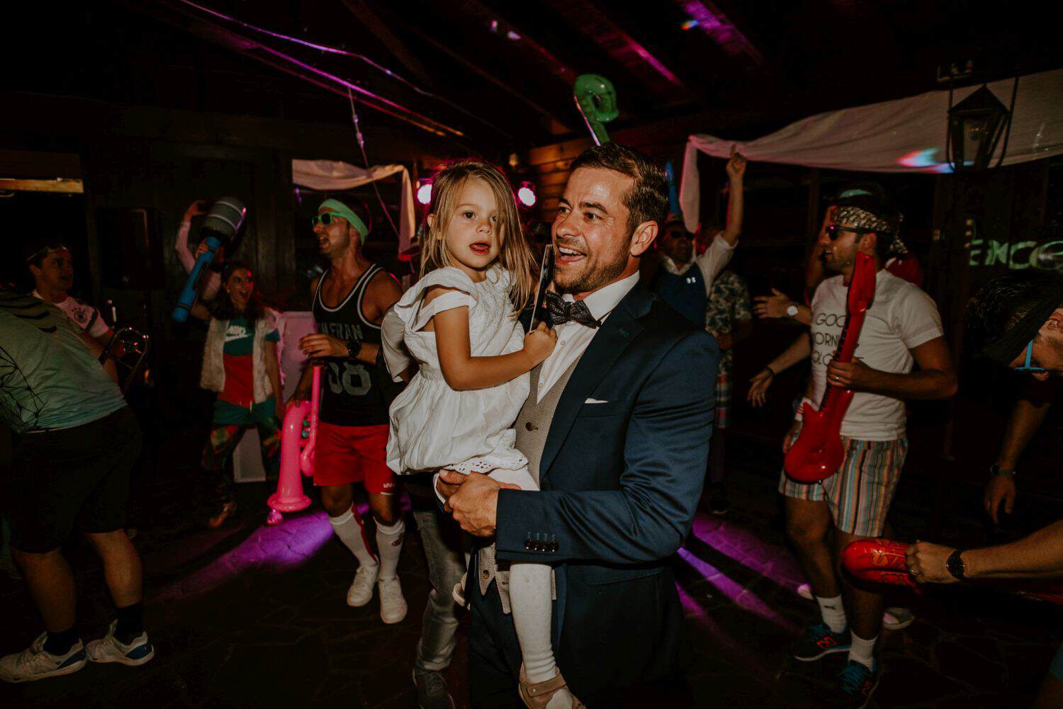 107 Hochzeitsfotograf Köln Adenbachhütte Hochzeit Adenbachhütte Hochzeit NRW Martin Luther Kirche Neuenahr Köln Bad Neuenahr Boho Vintage Hippie Elopement Vera Prinz 107 Hochzeitsfotograf Köln Adenbachhütte Hochzeit Adenbachhütte Hochzeit NRW Martin Luther Kirche Neuenahr Köln Bad Neuenahr Boho Vintage Hippie Elopement Vera Prinz