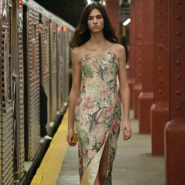 Chanel Métiers d’art 2026: A Cross-Town Line