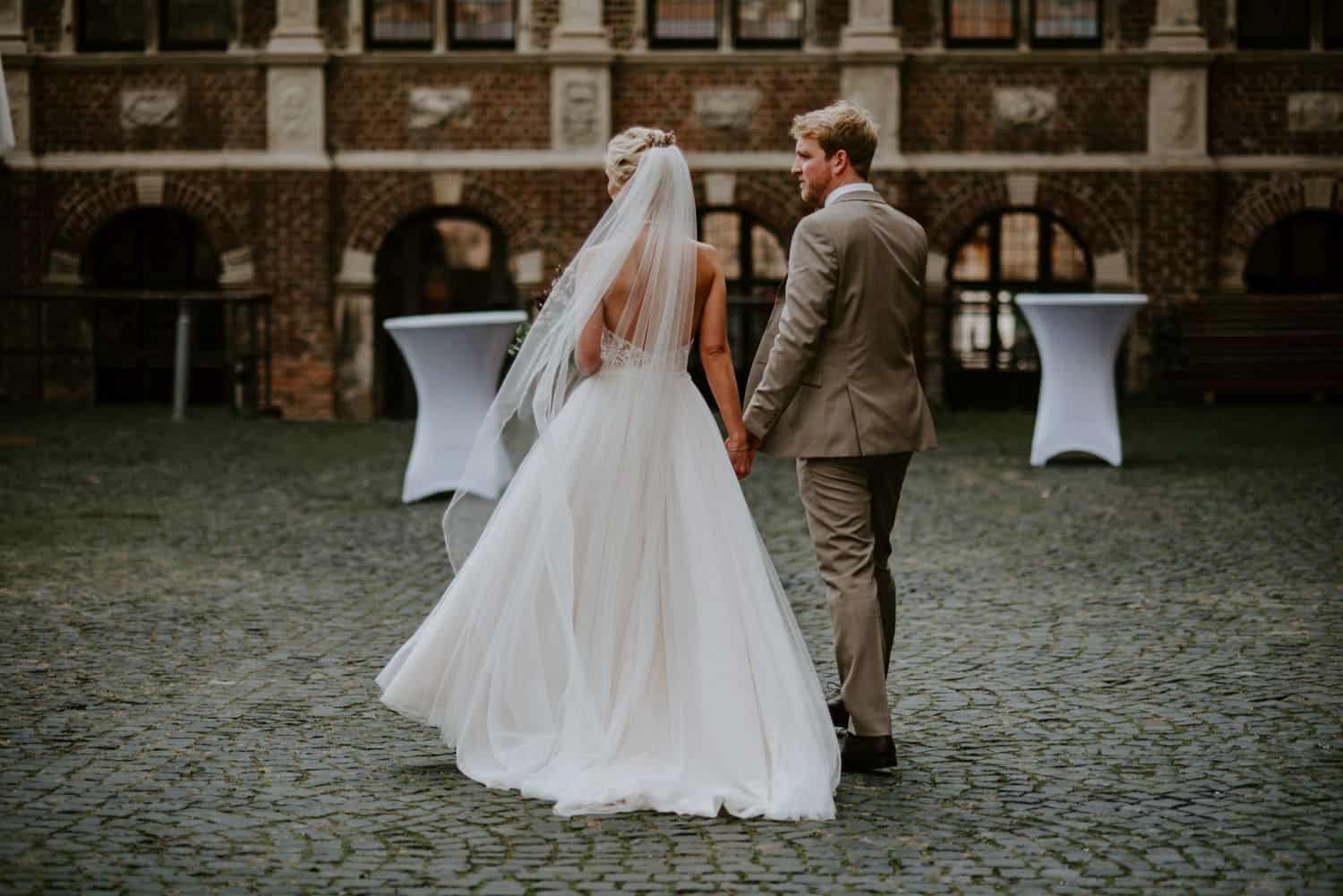 045 Hochzeitsfotograf Köln Hochzeit NRW Raesfeld Köln Schloss Raesfeld Boho Vintage Hippie Elopement Vera Prinz 045 Hochzeitsfotograf Köln Hochzeit NRW Raesfeld Köln Schloss Raesfeld Boho Vintage Hippie Elopement Vera Prinz