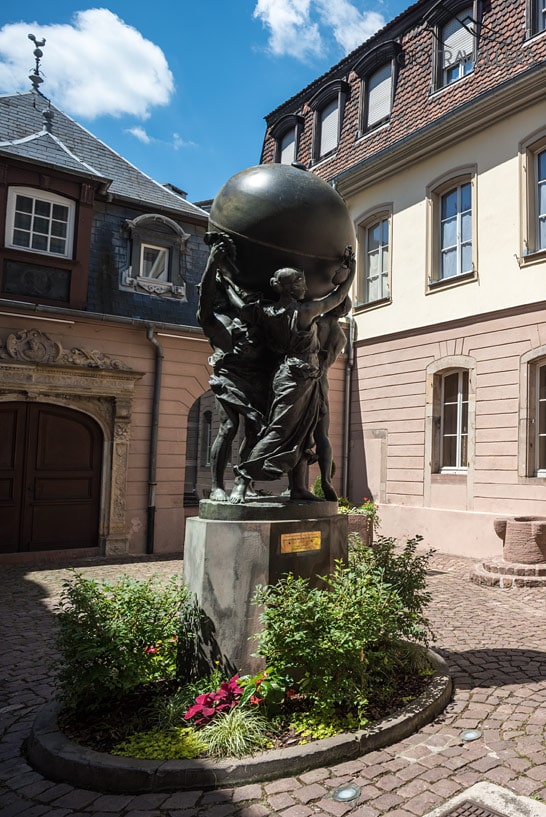 Die Statue im Bartholdi-Haus in Colmar