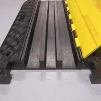 MGF-0224 Lidded Cable Protector with 3 Channels