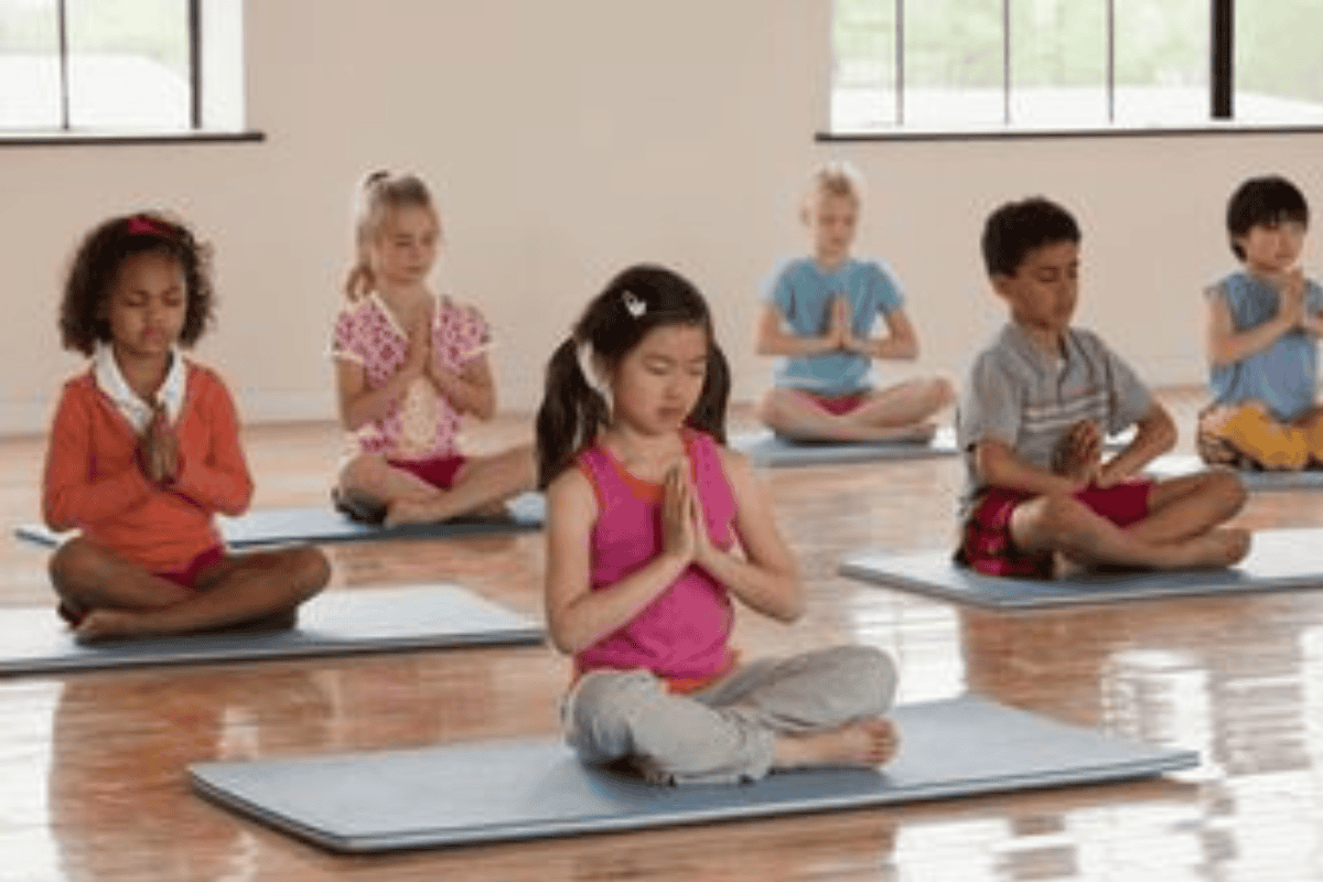 kids doing yoga