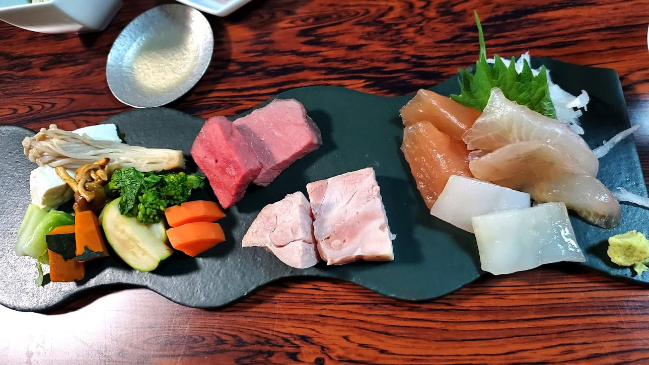 高岡市倫理法人会のランチ会を開催!会場は、会員でもある竹中さんのお店「クラフタン」全部昆布〆~!めっちゃおいしかった♪ 1 20211201 123407 - 出張マジックショー