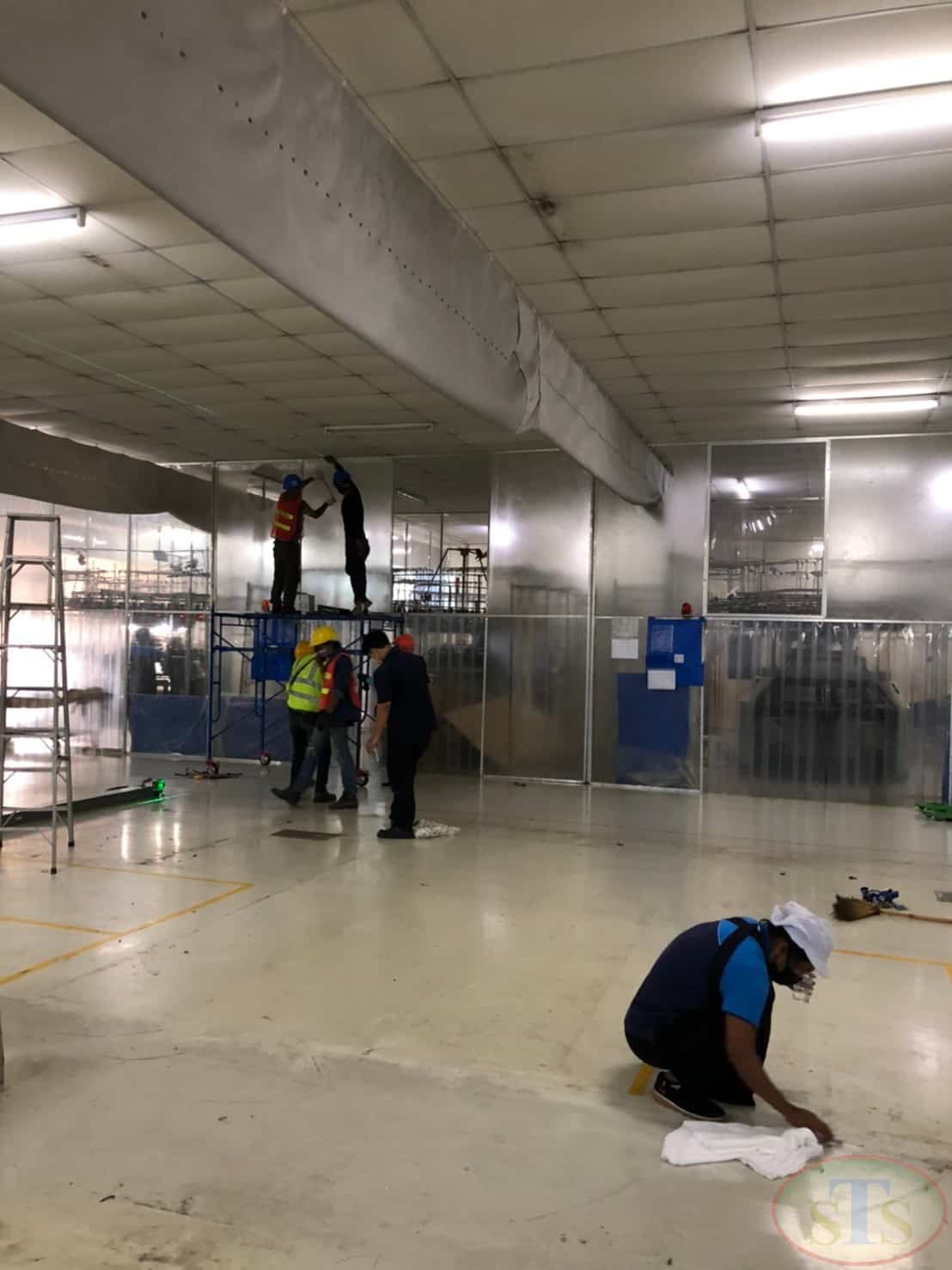 เดินท่อลม