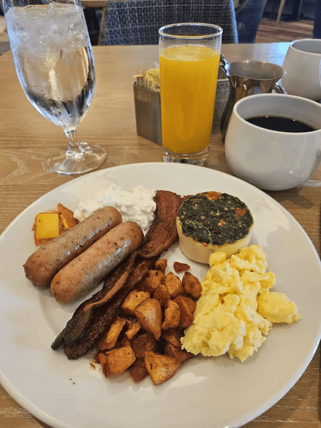 Marriott Free Breakfast: The Full Overview of Where the Benefit Applies — and How 3 Complimentary breakfast at Westin Scottsdale Kierland