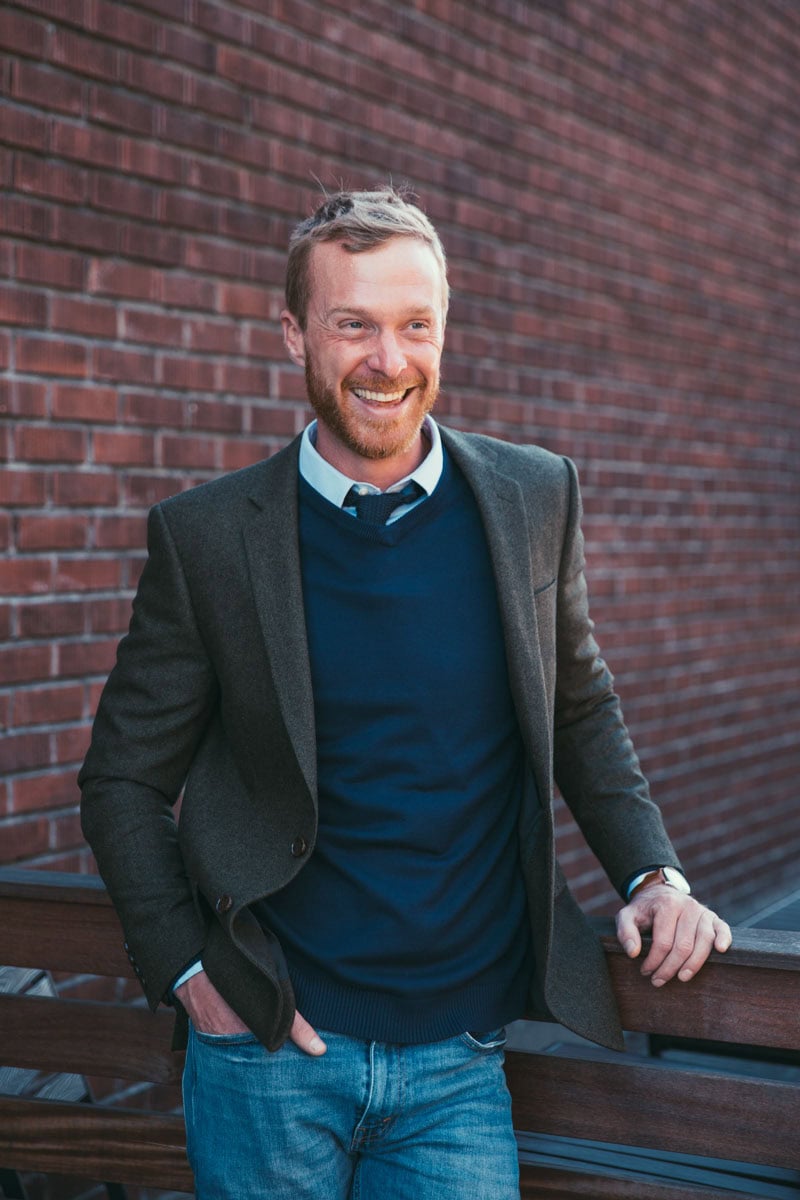 Seattle dating photo man in blazer