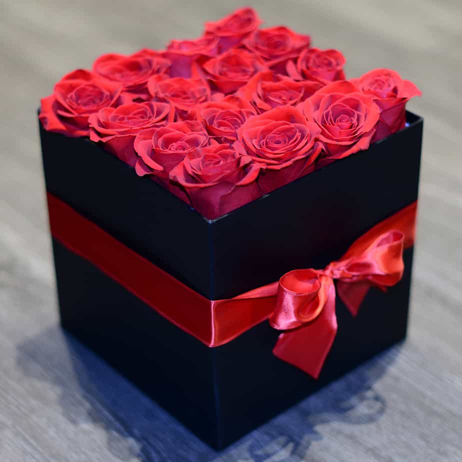 Red Rose Box