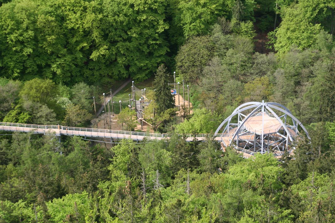 Der Baumwipfelpfad Harz aus der Luft