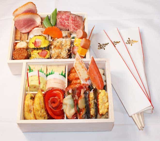 icatch_western-style-osechi_megohime-obento-madeyni_04