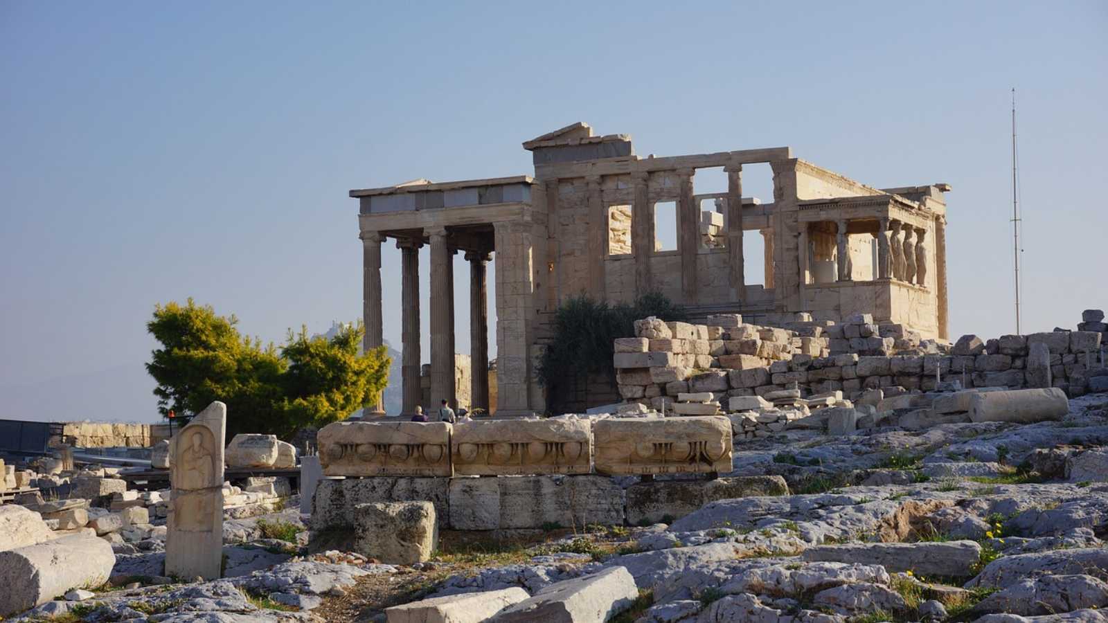 European Tourist Traps You Must Avoid on Your Next Adventure