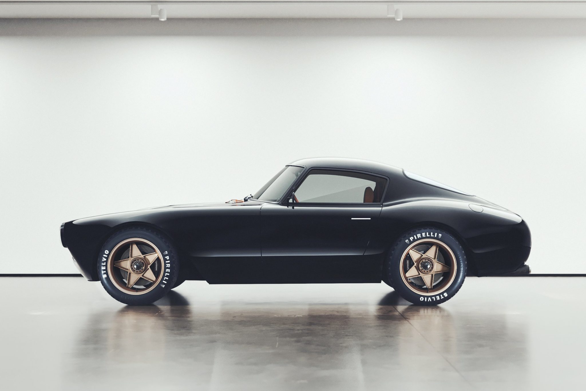 Ferrari Competizione Ventidue Restomod