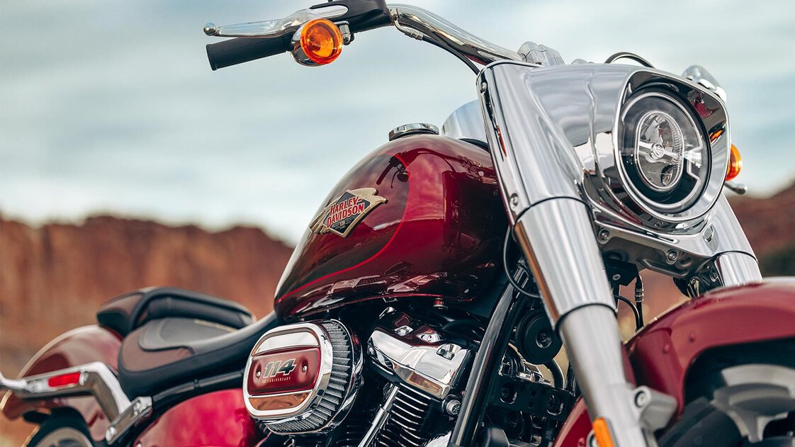 Harley Davidson Paint Schemes By Year: Iconic Colors Through Time