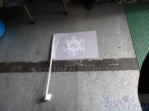 Vehicle windscreen Car flag