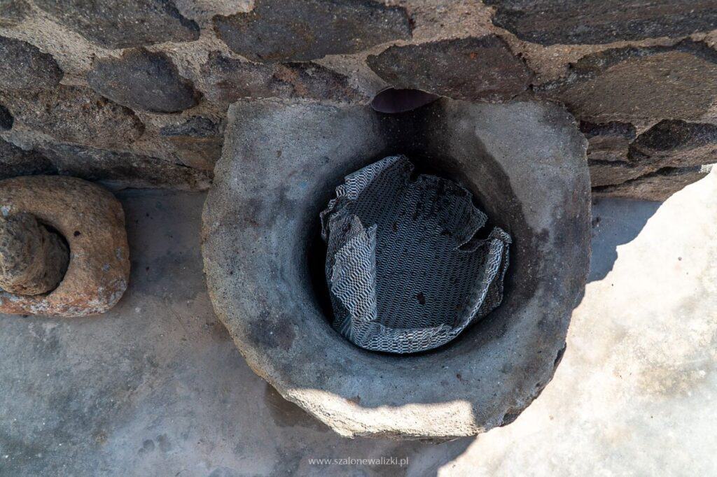 greckie wina santorini