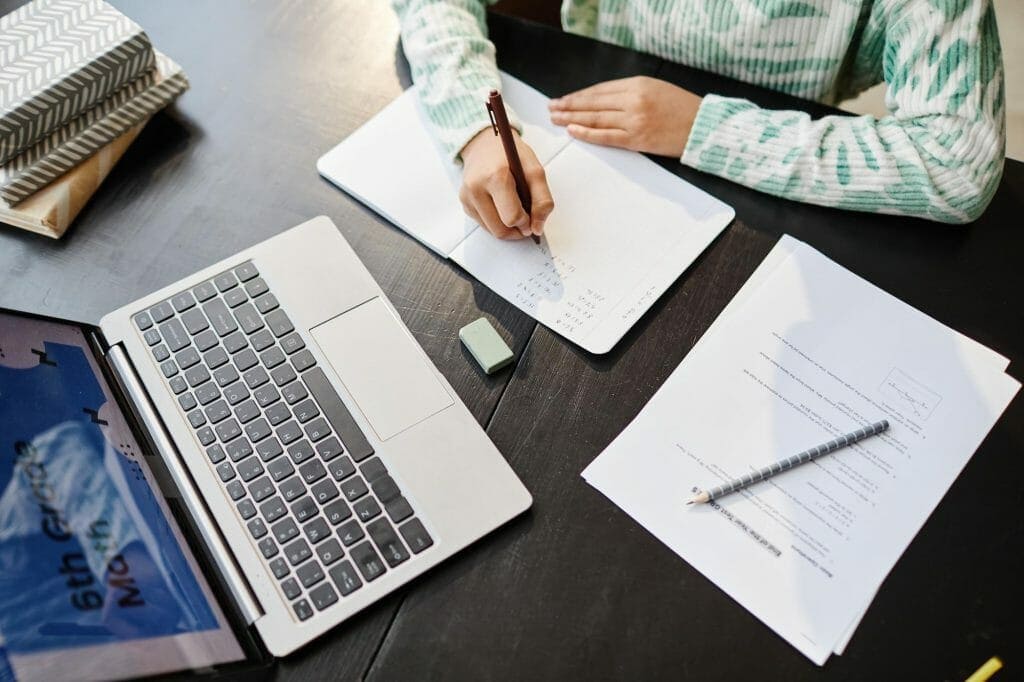 硕士论文格式:如何写出高水平的学术论文? 2 硕士论文格式:如何写出高水平的学术论文? 1