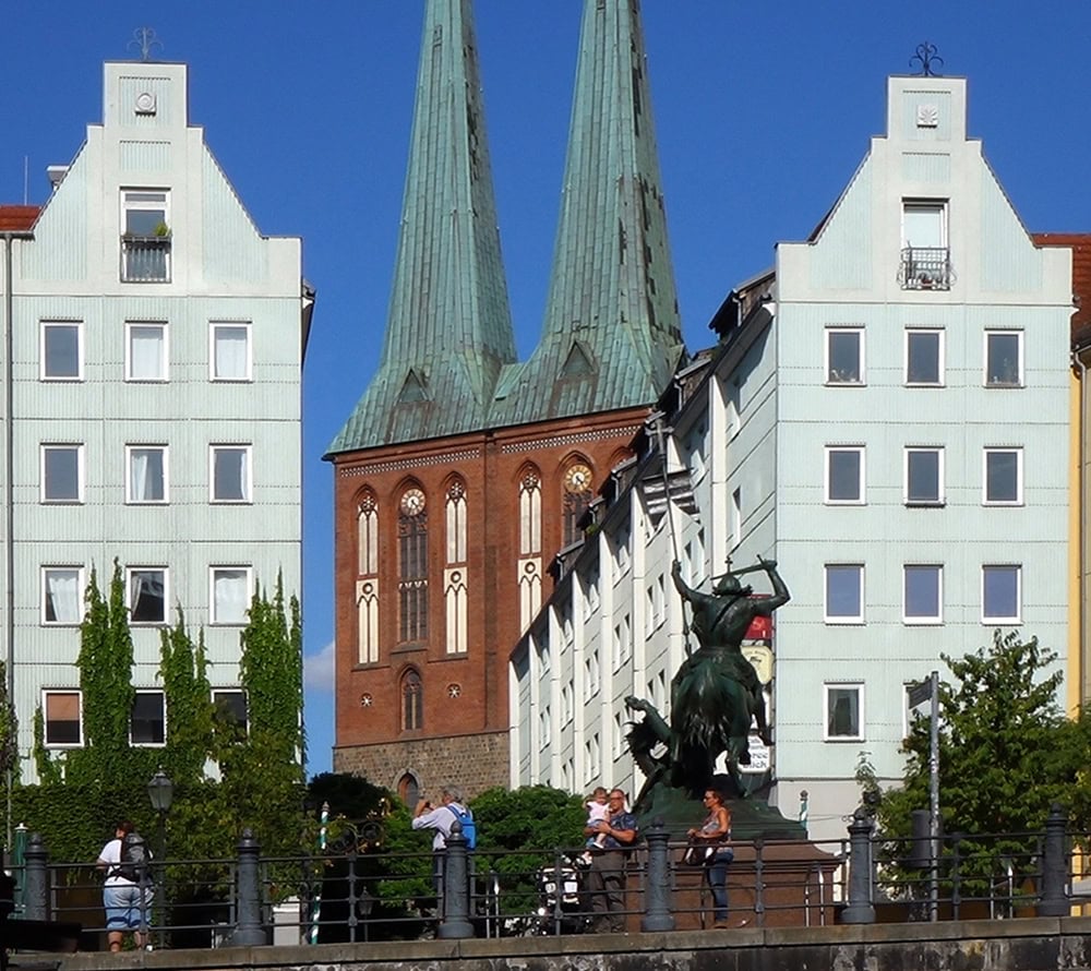 Spreefahrten Berlin Friedrichstraße - Nikolaiviertel Spreefahrten Berlin Friedrichstraße - Nikolaiviertel