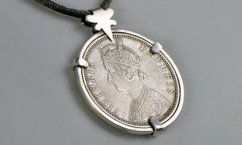 Kerala pendant - The Raj Collection by Decimononic Kerala pendant - The Raj Collection by Decimononic