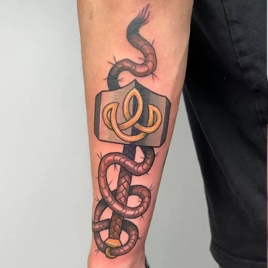 traditional tattoo Hammer