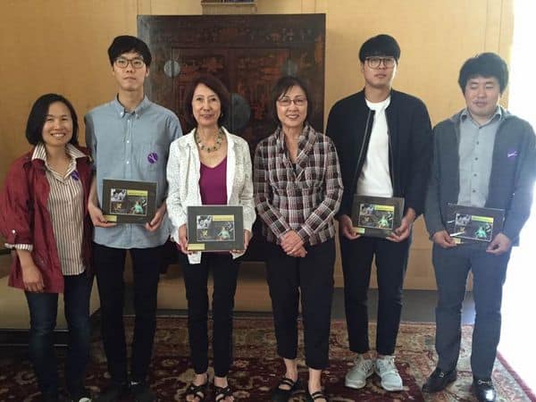 A commemorative ceremony for student activism was held in the Peterson rooms at the San Francisco Asian Art Museum on July 10. (From right) UC Berkeley students Eunrak Kim, Jeongsu Bak, Julie Tang, CWJC Co-President Lillian Sing, former Berkeley student Ji-hoon.