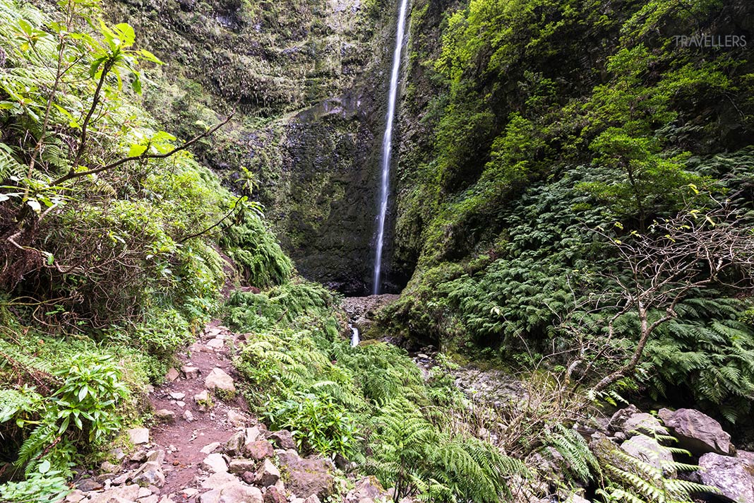 Der Wasserfall im Caldeirão Verde auf Madeira