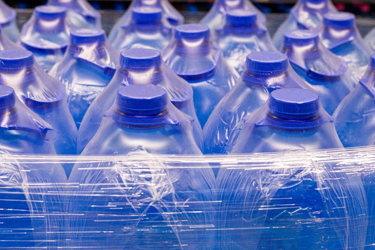 how to pack toiletries for travel