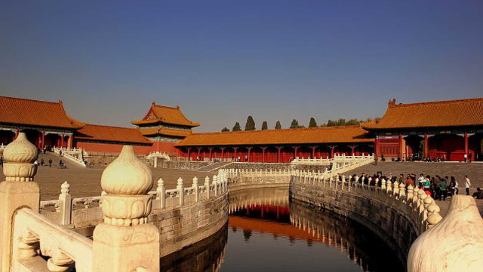 Step Inside: The Most Breathtaking Historical Homes Ever Ranked